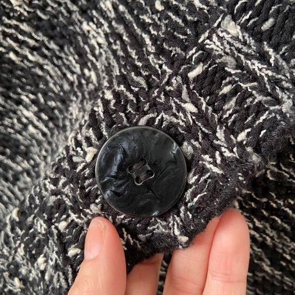 BCBGMaxAzria Cardigan - Picture 7 of 8